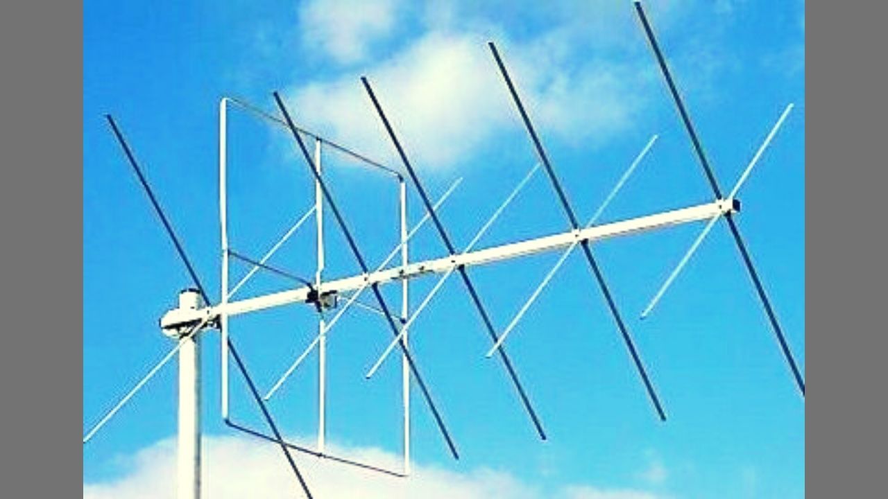 antena 8 quad